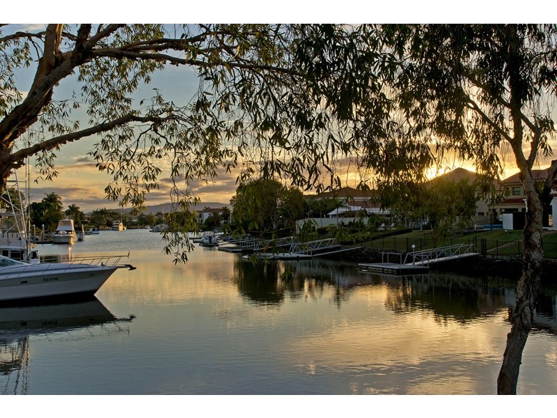 1001 Rosebank Way, Hope Island QLD 4212