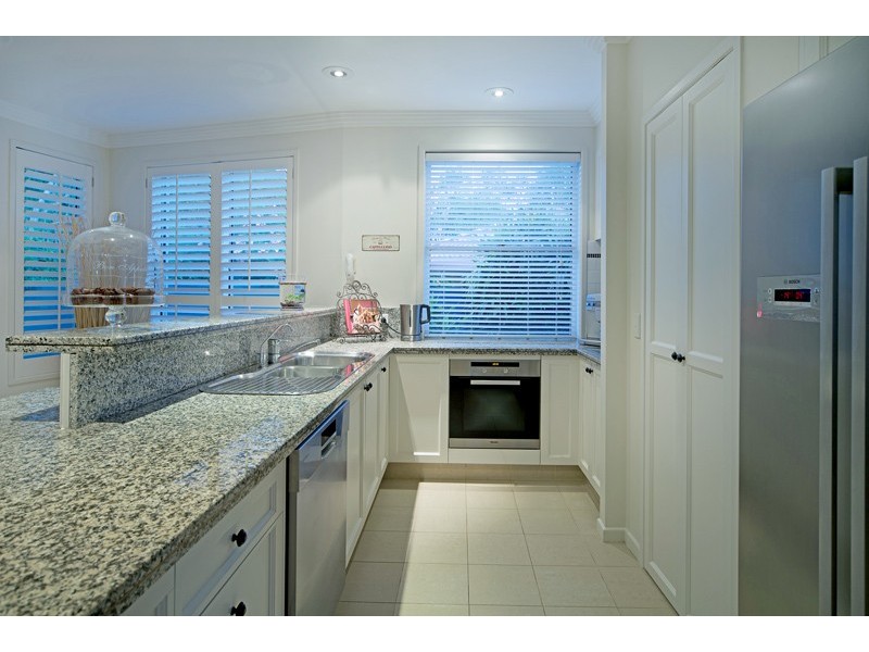 1001 Rosebank Way, Hope Island QLD 4212