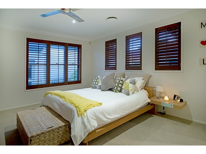 1001 Rosebank Way, Hope Island QLD 4212