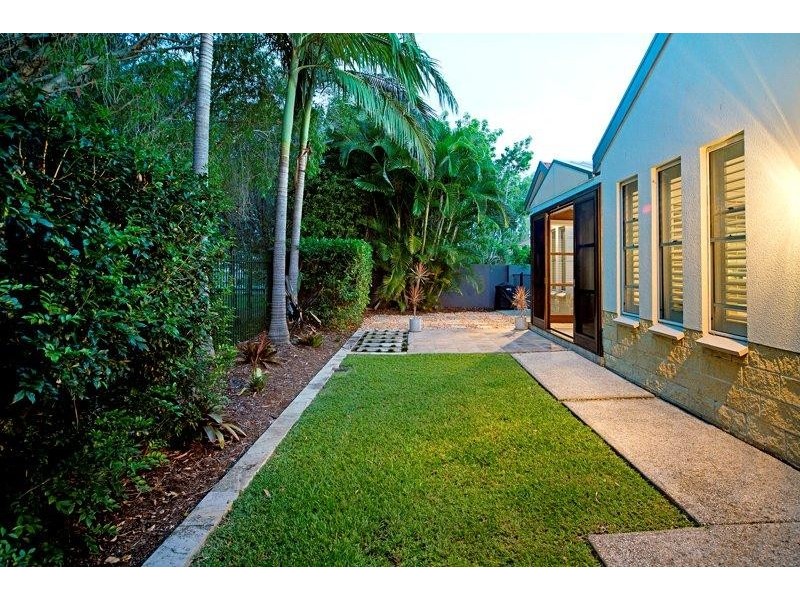 1001 Rosebank Way, Hope Island QLD 4212