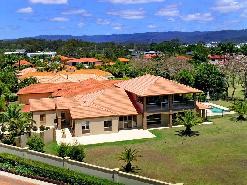 3153 Riverleigh Dve, Hope Island QLD 4212