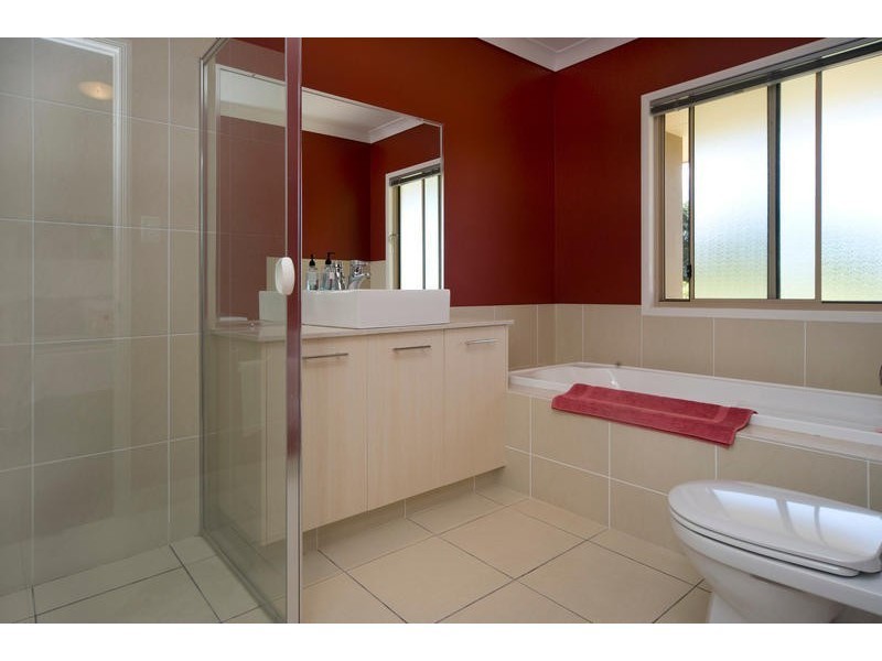 3153 Riverleigh Dve, Hope Island QLD 4212