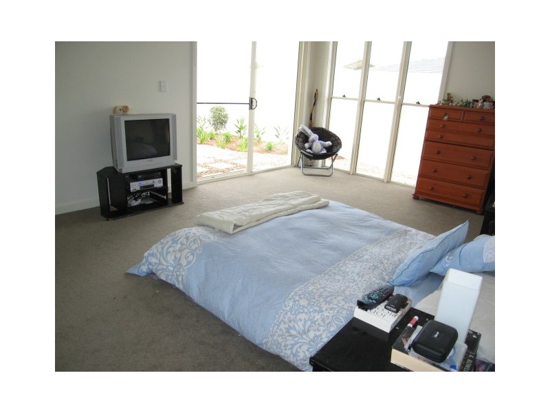 6122 Bolsena Cct, Hope Island QLD 4212