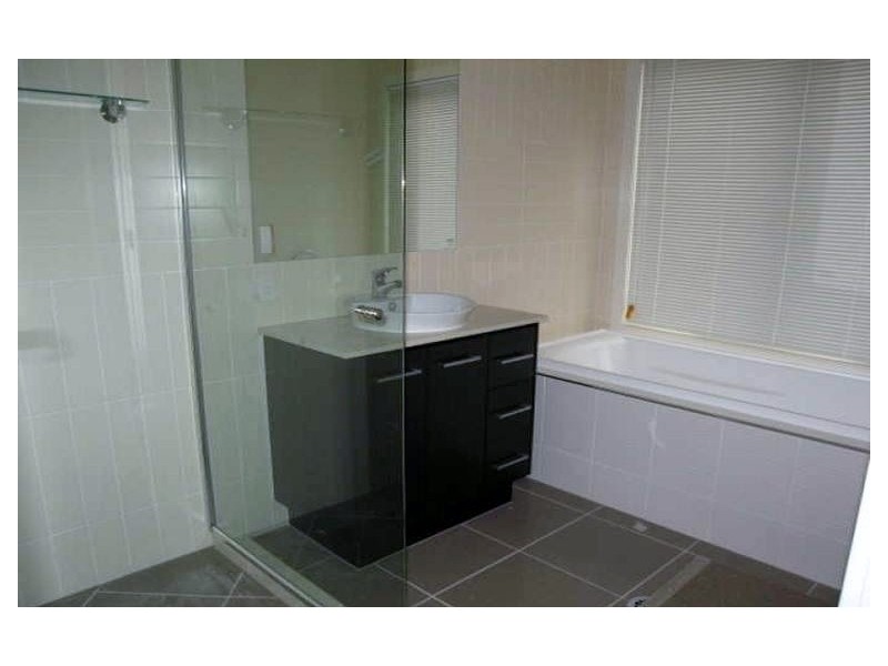 6122 Bolsena Cct, Hope Island QLD 4212