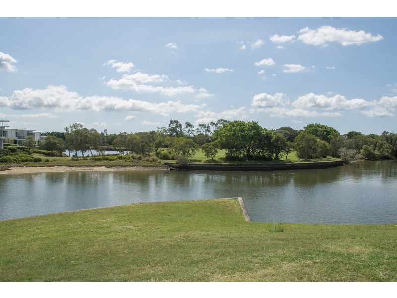7686 (Lot 94) Fairway Bvd, Hope Island QLD 4212