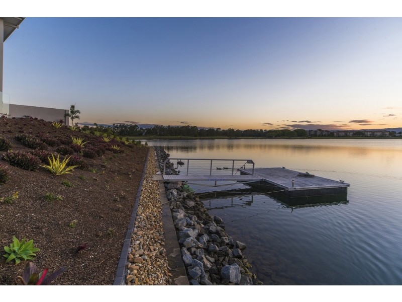 6169 Murten Court, Hope Island QLD 4212