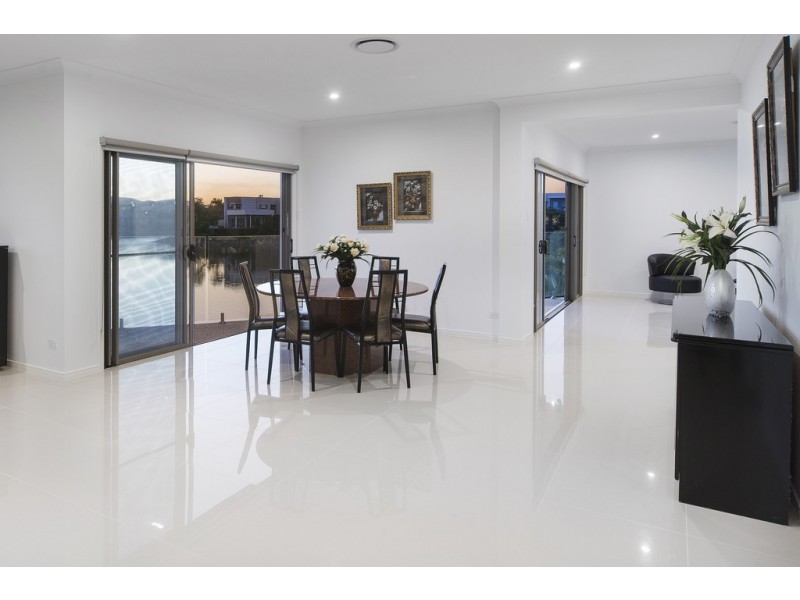 6169 Murten Court, Hope Island QLD 4212