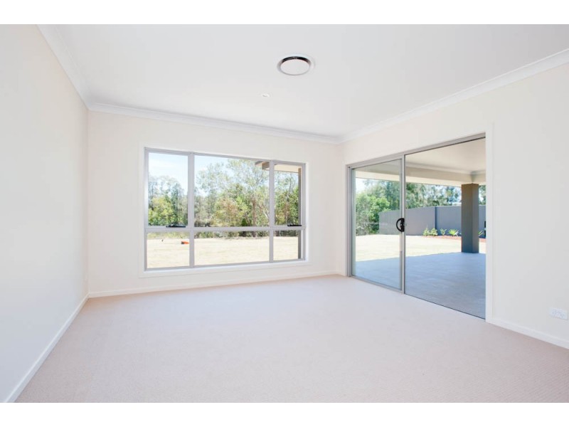 69 The Peninsula, Helensvale QLD 4212