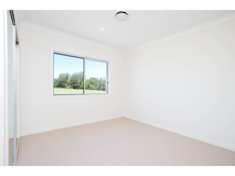 69 The Peninsula, Helensvale QLD 4212