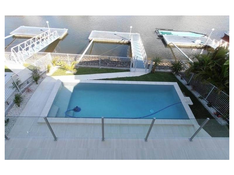 5 Harbourvue Court, Helensvale QLD 4212