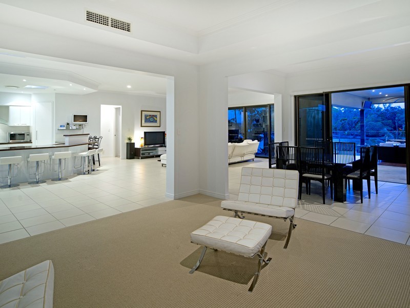 1626 Rosebank Way West, Hope Island QLD 4212