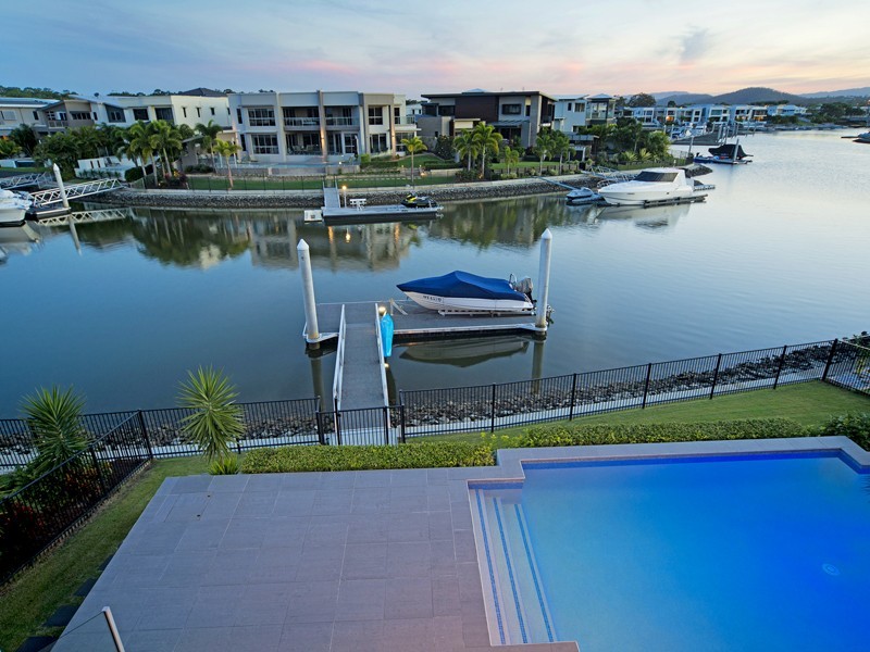 47 Harbourvue Court, Helensvale QLD 4212