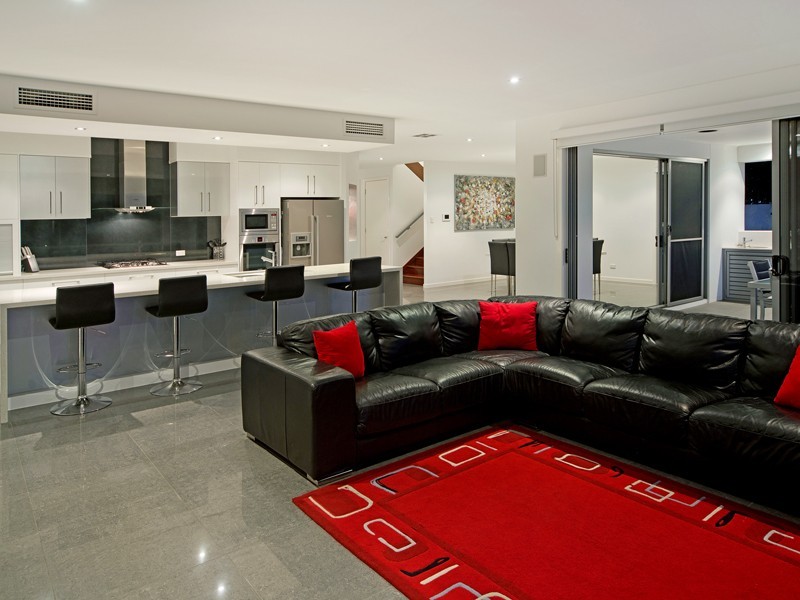 47 Harbourvue Court, Helensvale QLD 4212