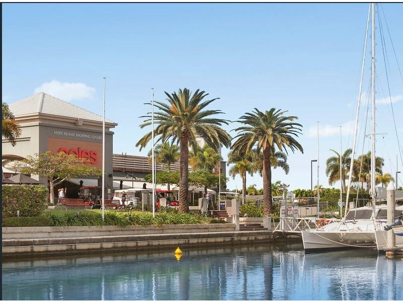 2215 Taromeo Court, Hope Island QLD 4212