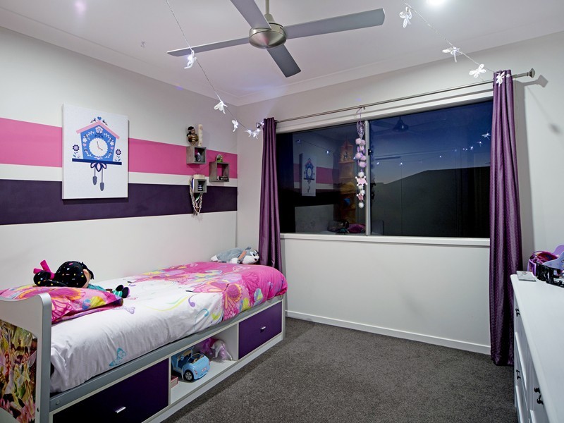 34 Rhodium Crescent, Hope Island QLD 4212