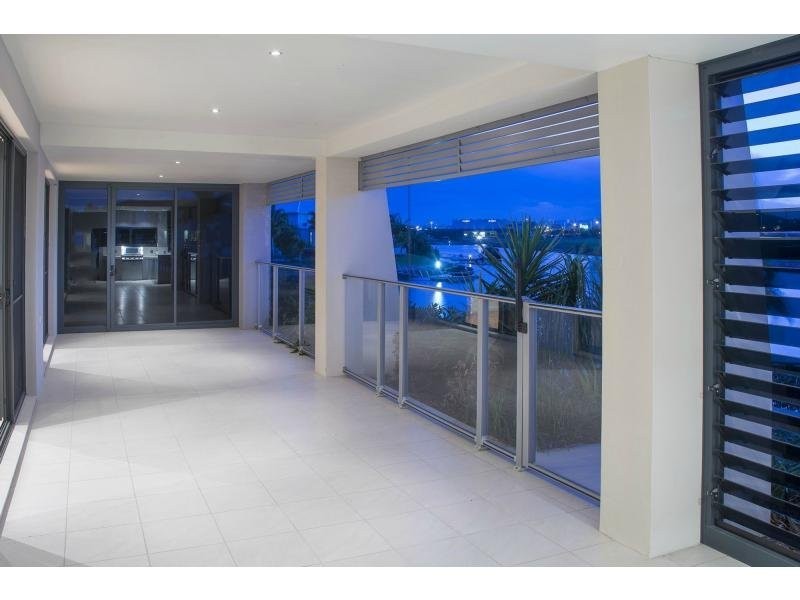 20 North Bank Court, Helensvale QLD 4212