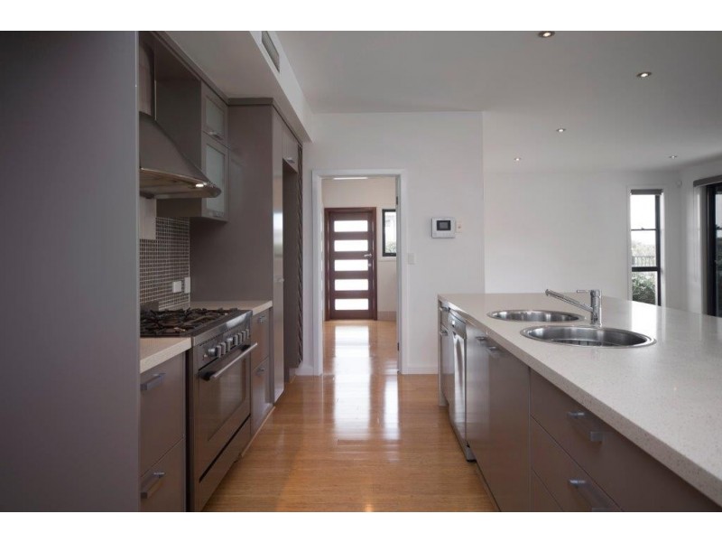 20 North Bank Court, Helensvale QLD 4212