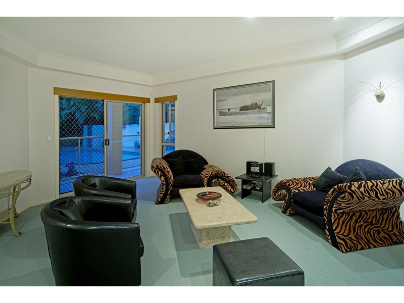 1619 Rosebank Way West, Hope Island QLD 4212