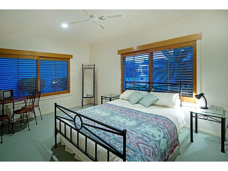 1619 Rosebank Way West, Hope Island QLD 4212