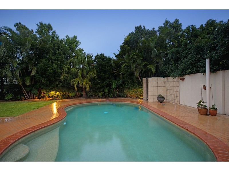 1619 Rosebank Way West, Hope Island QLD 4212