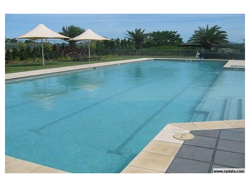 6129 Bolsena Cct, Hope Island QLD 4212