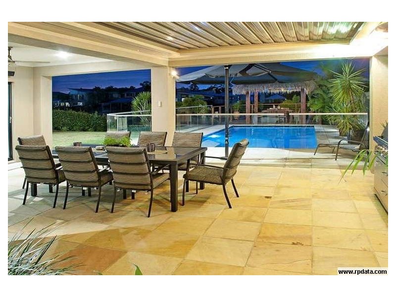 36 Ferrymans Court, Helensvale QLD 4212