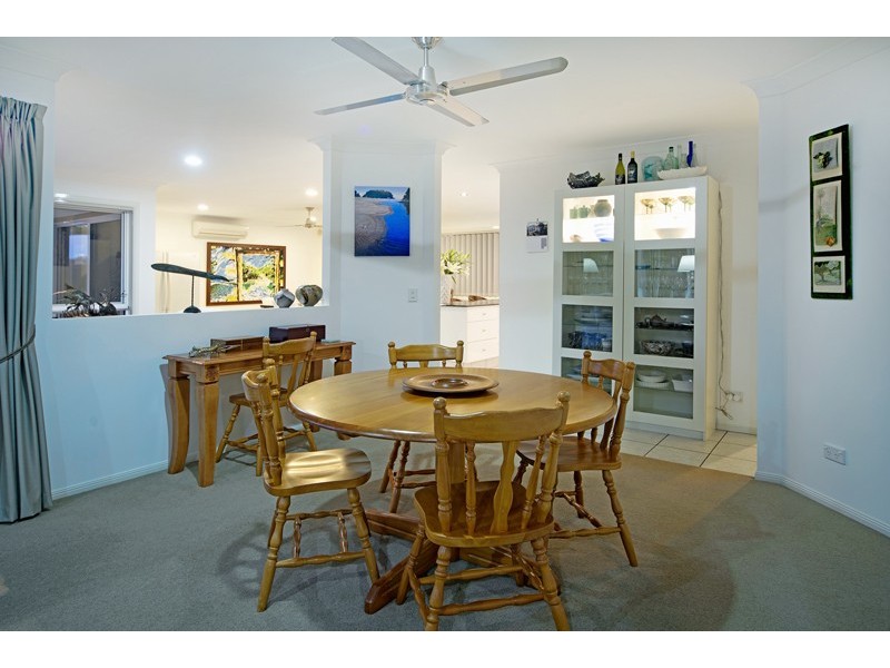 18 Wisemans Court, Helensvale QLD 4212