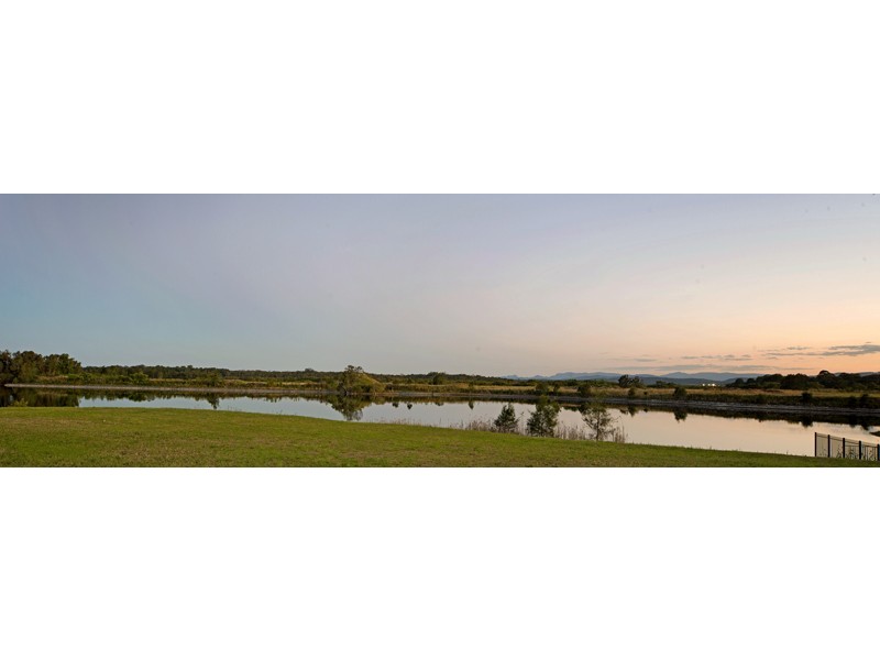 18 Wisemans Court, Helensvale QLD 4212