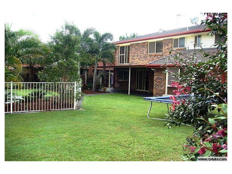 32 Arlene Park Terrace, Helensvale QLD 4212