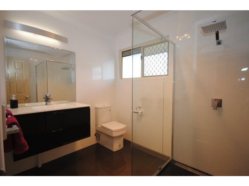 32 Arlene Park Terrace, Helensvale QLD 4212