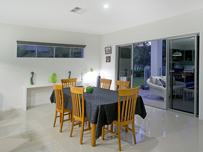 34 Rhodium Crescent, Hope Island QLD 4212