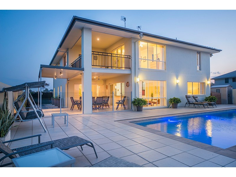 19 Temple Island Circuit, Oxenford QLD 4210