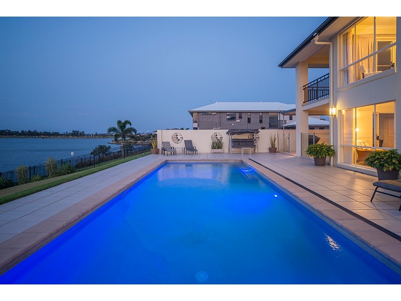 19 Temple Island Circuit, Oxenford QLD 4210