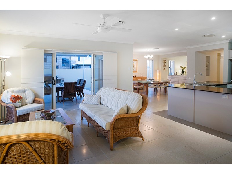 19 Temple Island Circuit, Oxenford QLD 4210