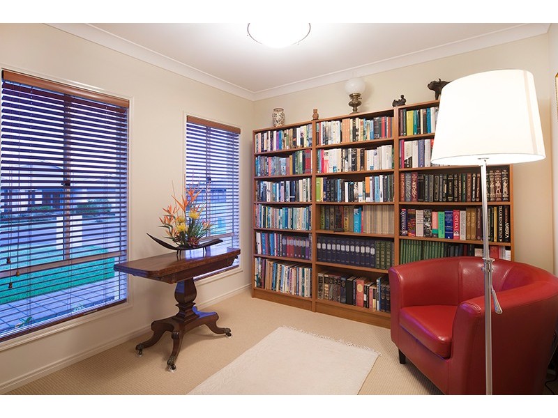 19 Temple Island Circuit, Oxenford QLD 4210