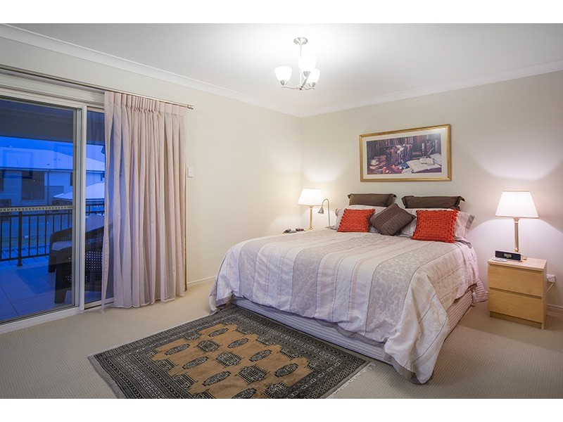 19 Temple Island Circuit, Oxenford QLD 4210