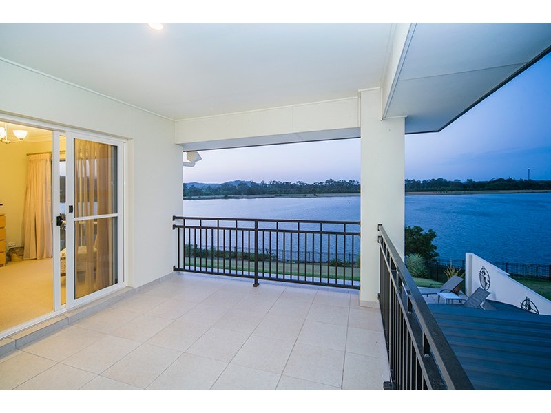 19 Temple Island Circuit, Oxenford QLD 4210