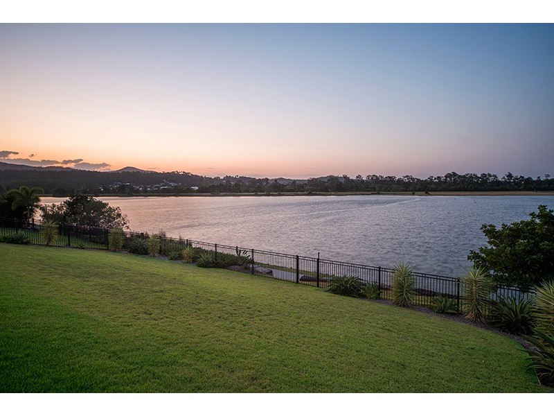 19 Temple Island Circuit, Oxenford QLD 4210