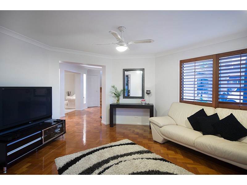 21 Wisemans Court, Helensvale QLD 4212