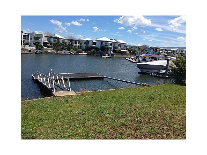 40 Quayside Drive, Helensvale QLD 4212