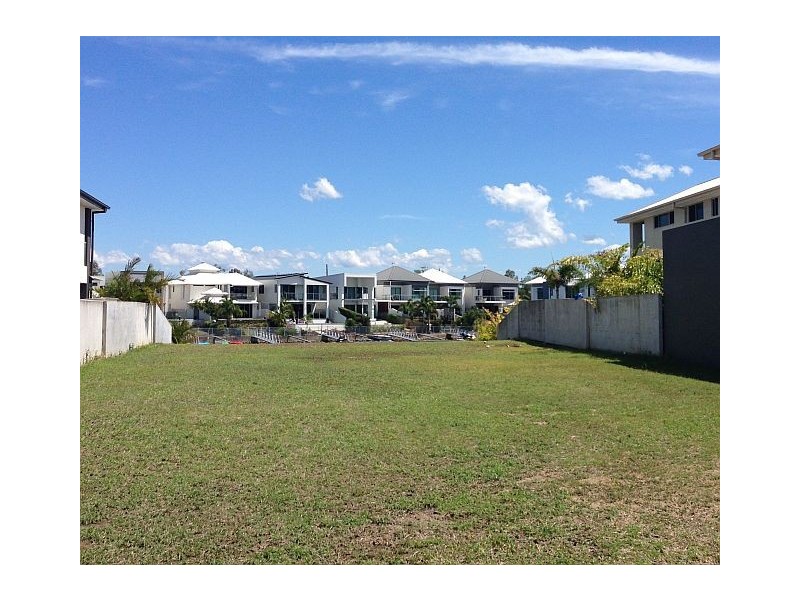 40 Quayside Drive, Helensvale QLD 4212