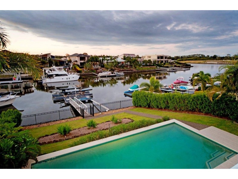 45 Ferrymans Court, Helensvale QLD 4212