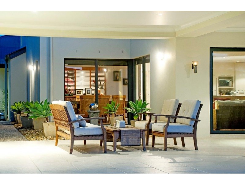 45 Ferrymans Court, Helensvale QLD 4212