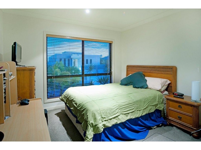 45 Ferrymans Court, Helensvale QLD 4212