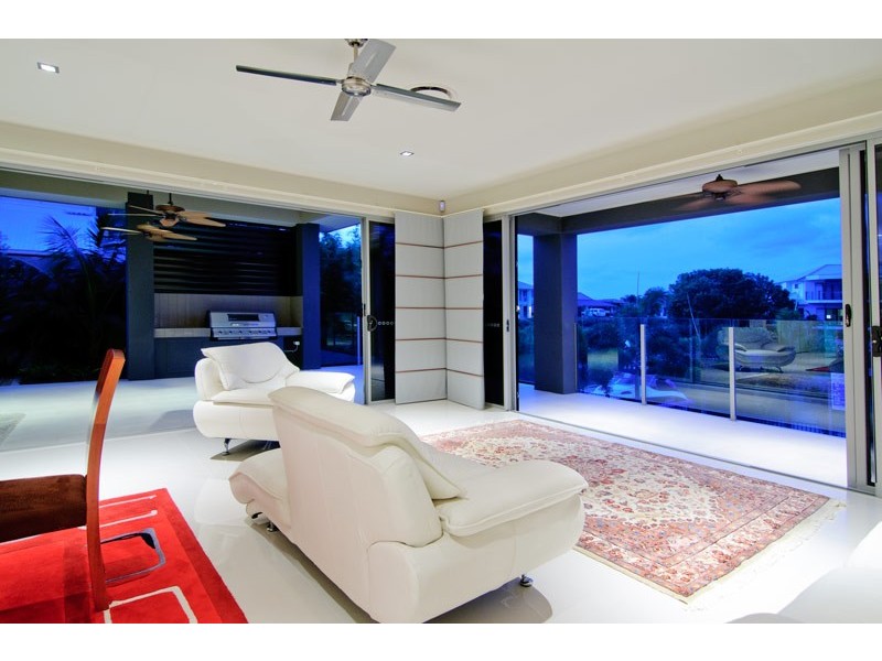 39 Southaven Drive, Helensvale QLD 4212
