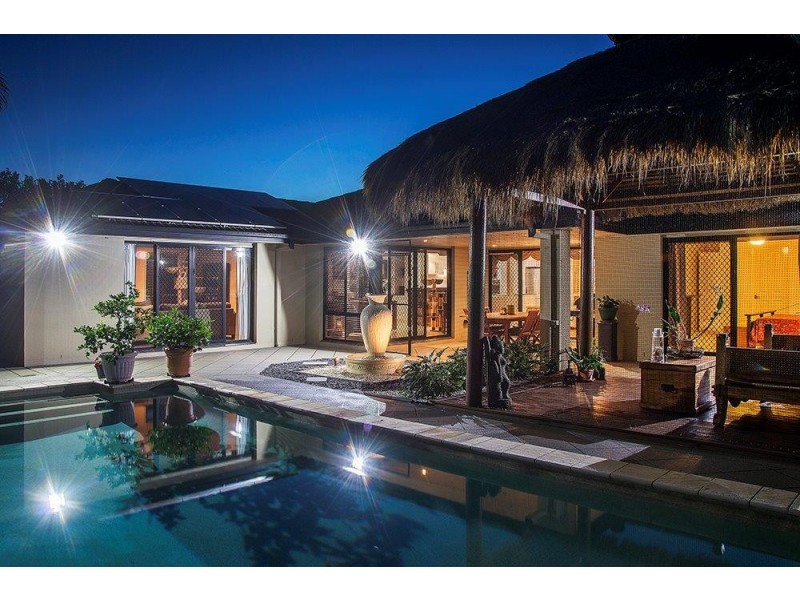 19 Dallow Crescent, Helensvale QLD 4212