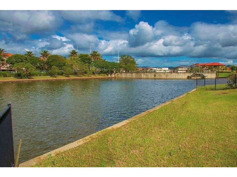 7423 Ellensbrook Drive, Hope Island QLD 4212