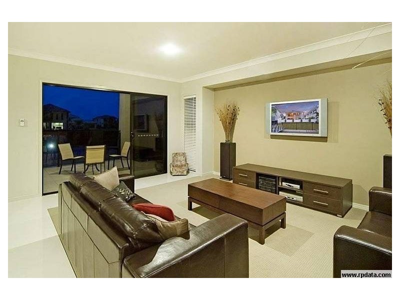 59 Coomera Court, Helensvale QLD 4212