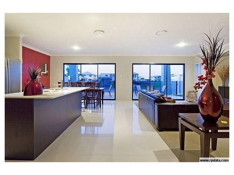 59 Coomera Court, Helensvale QLD 4212