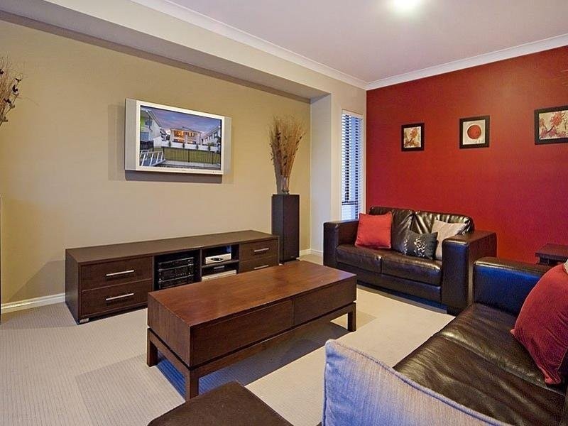 59 Coomera Court, Helensvale QLD 4212
